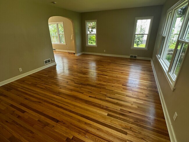 Foto del edificio - 1713 Sheridan St