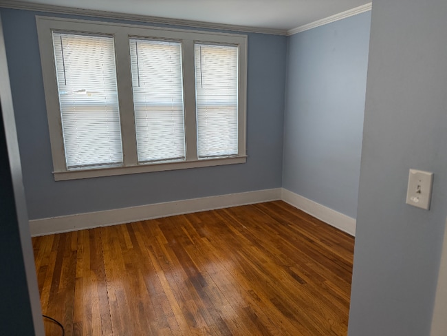 Foto del edificio - 110 Trowbridge St NE