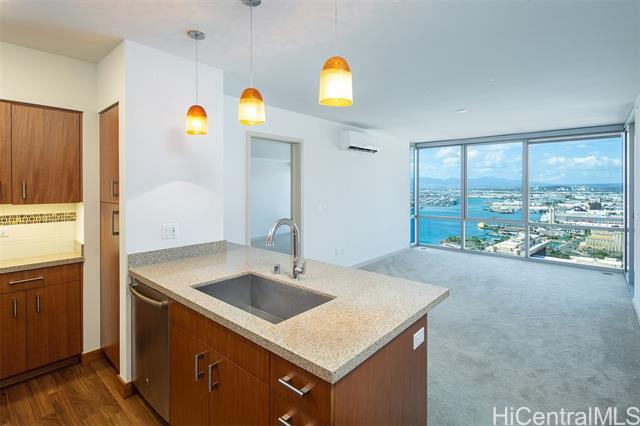 Foto principal - 555 South St