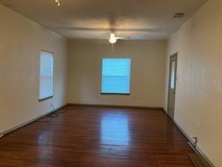 Foto del edificio - 1006 W Chestnut St