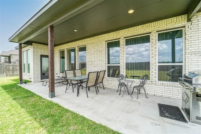 Building Photo - 13915 Foyt Dr