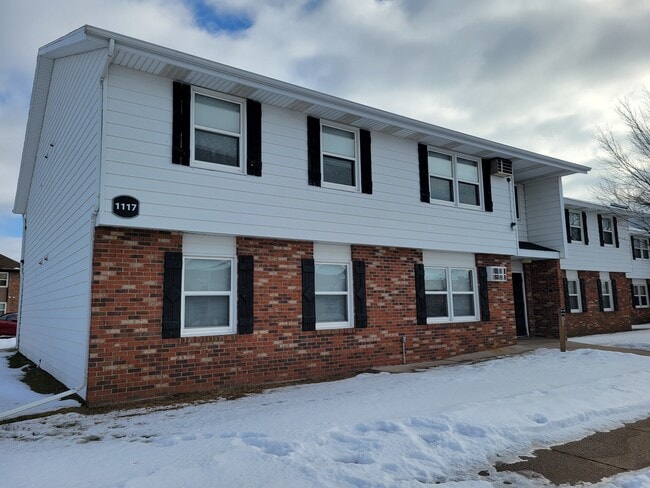 Building Photo - Hamilton Square Apartments