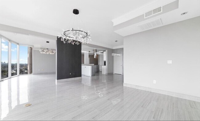 Foto del edificio - 3333 Allen Pkwy