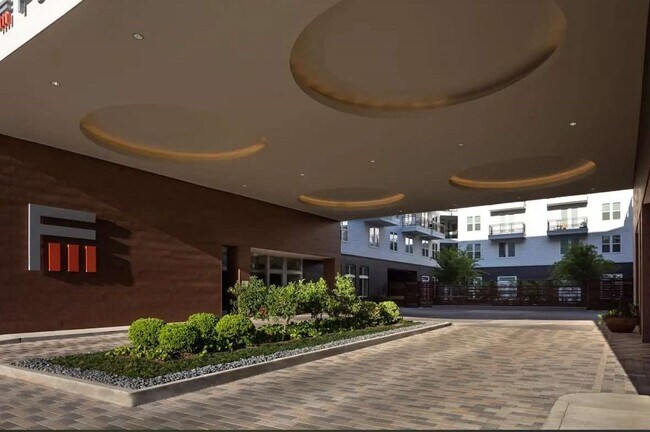 Foto del edificio - 2525 CityWest Blvd