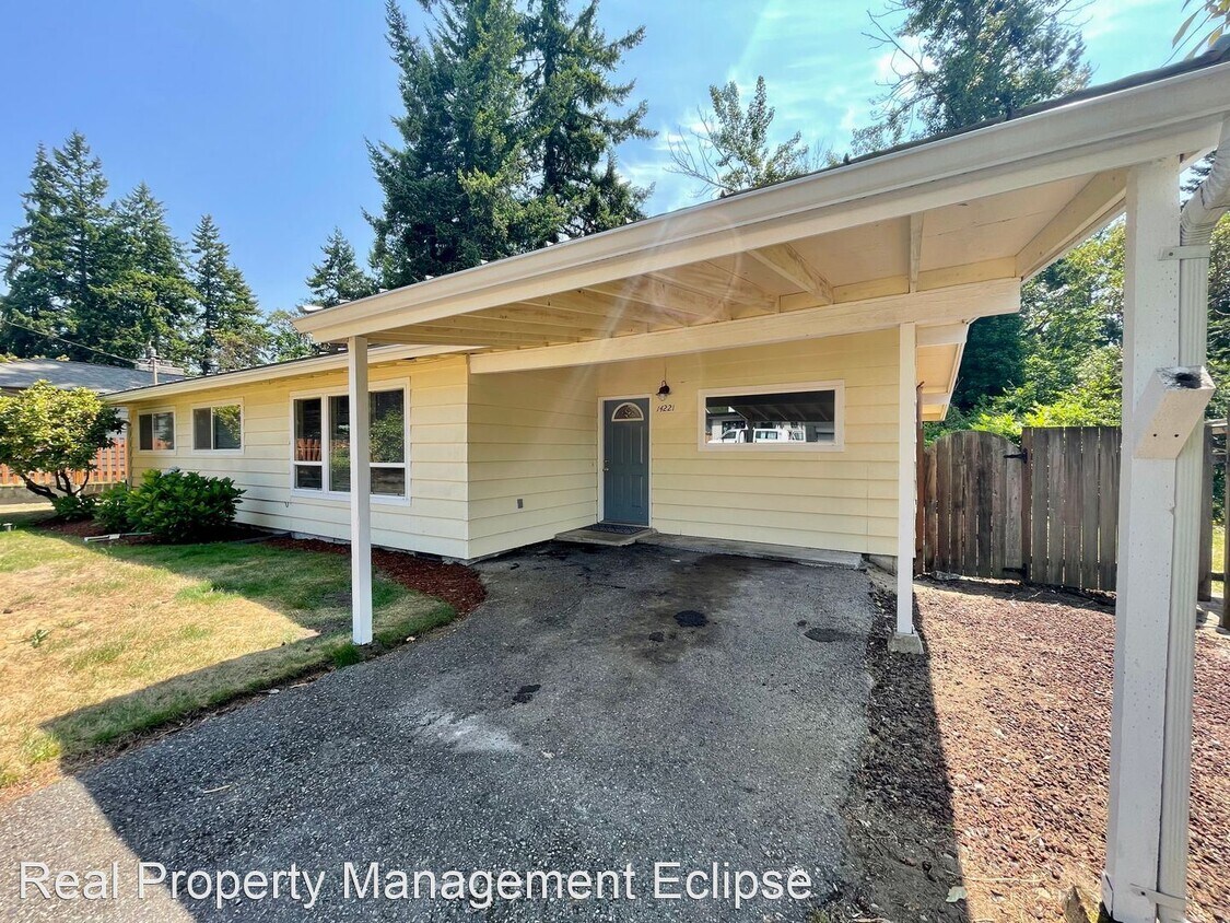 Foto principal - 3 br, 1 bath House - 14221 SE 41st St.