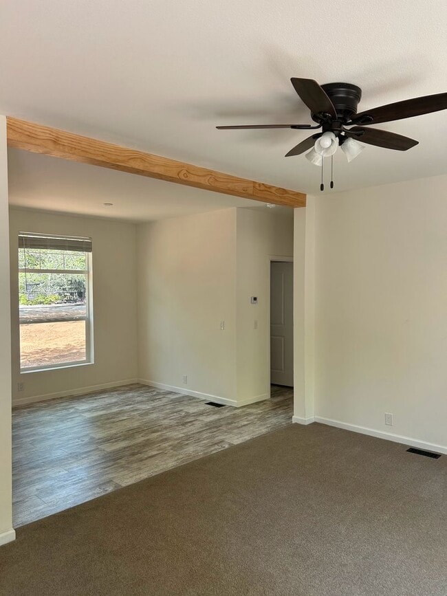 Building Photo - LAKE COMBIE ACCESS. Brand New 3-Bedroom Ho...