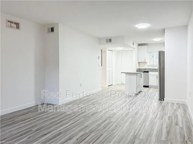 Foto del edificio - 11931 Palm Bay Court