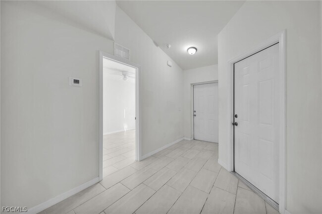 Foto del edificio - 614 SW 3rd Ct