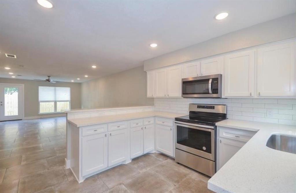 Foto principal - 6313 Bowers St