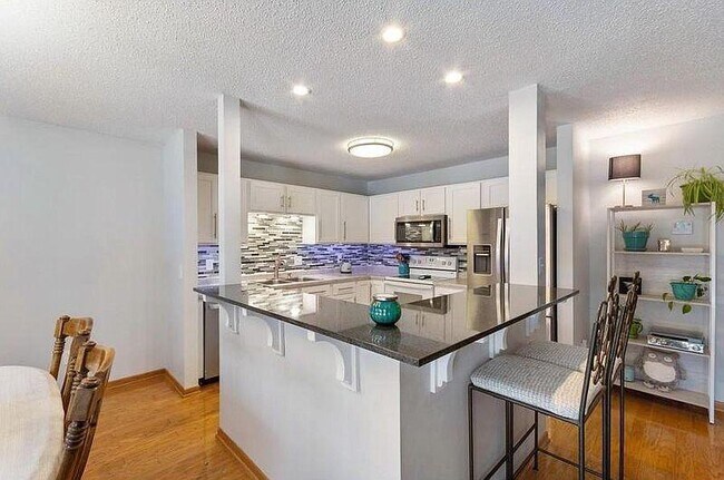 Building Photo - 11154 Westwind Dr