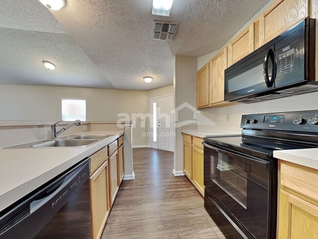 Building Photo - 96033 Sunfish Ln