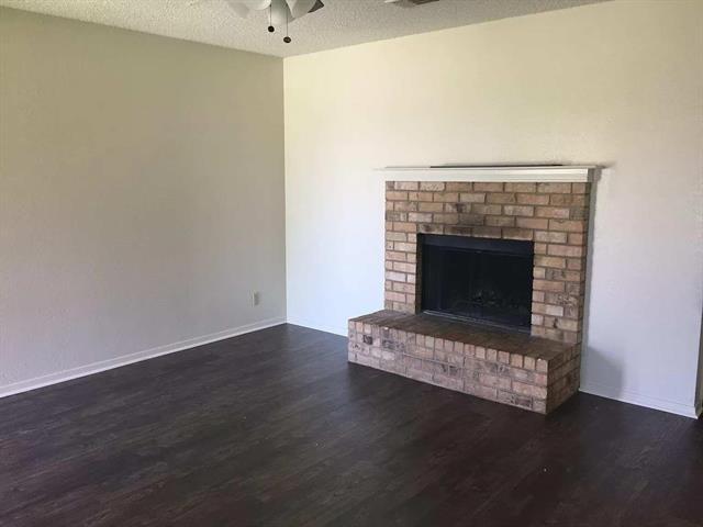Building Photo - 2400 Ventura Dr