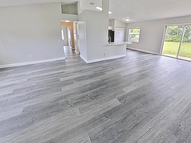 Building Photo - Beautiful 3 Bedroom Indian Trails Home!