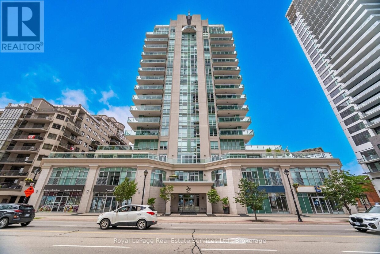 Primary Photo - 360 Pearl St