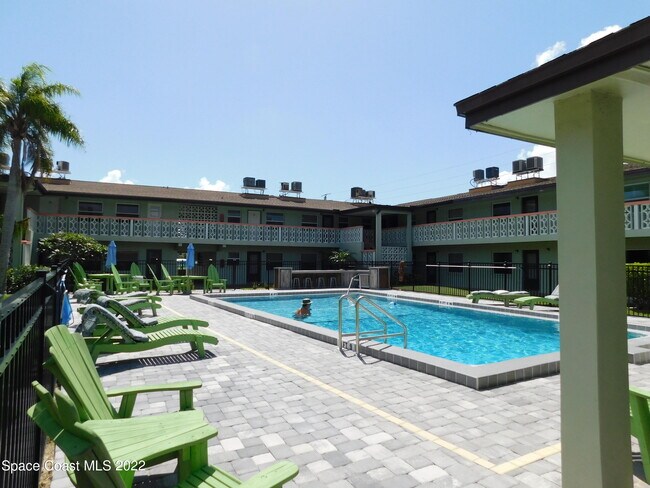 Foto del edificio - 5600 N Banana River Blvd