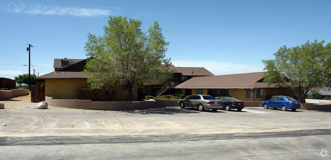 Building Photo - 19133 Allegheny Rd