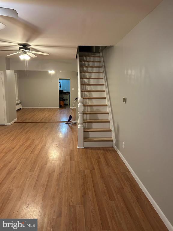 Foto del edificio - 3320 W 3rd St