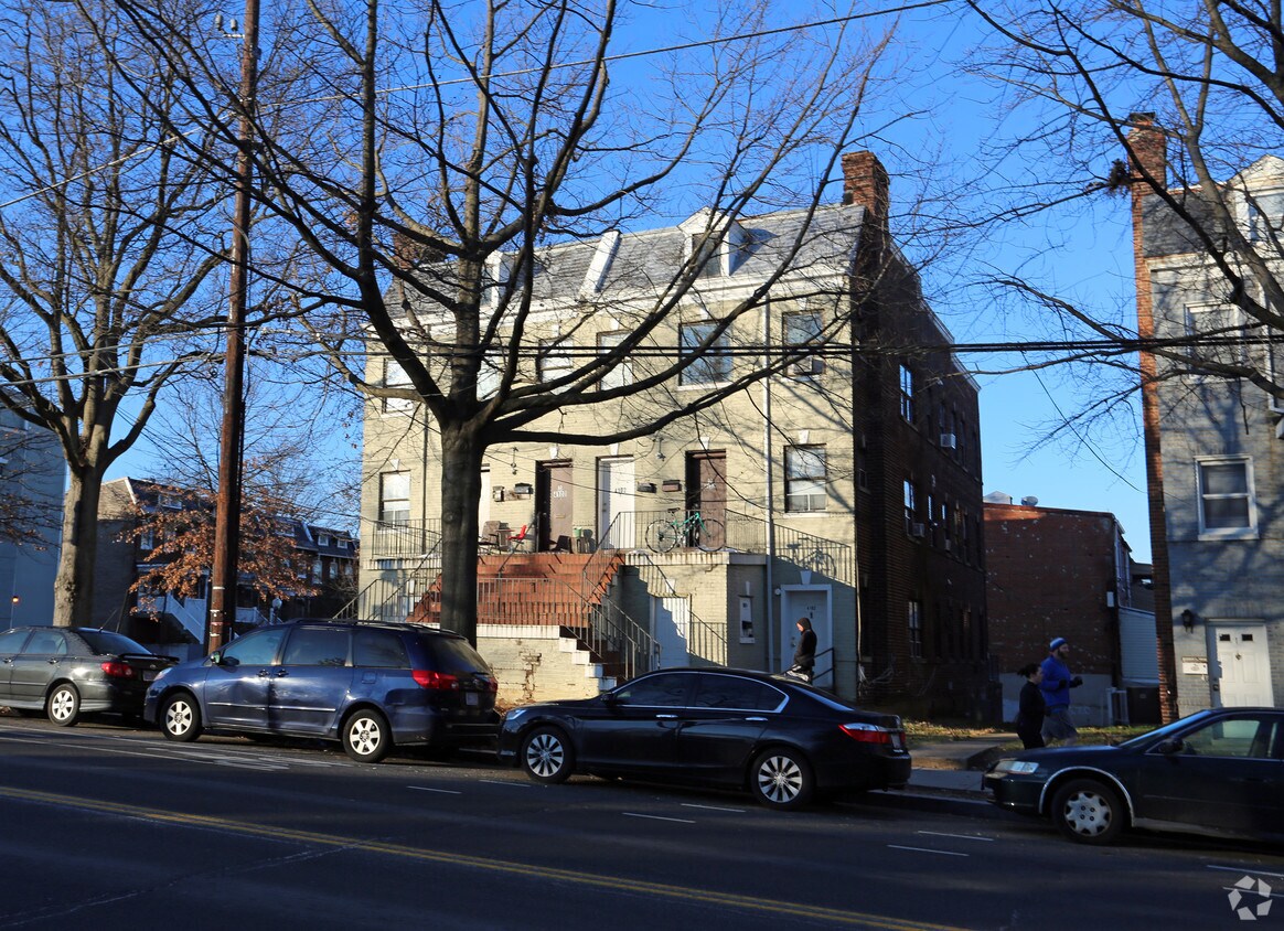 Foto del edificio - 4100-4102 14th St NW