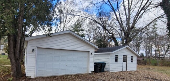 Building Photo - 700 N Kettner Dr