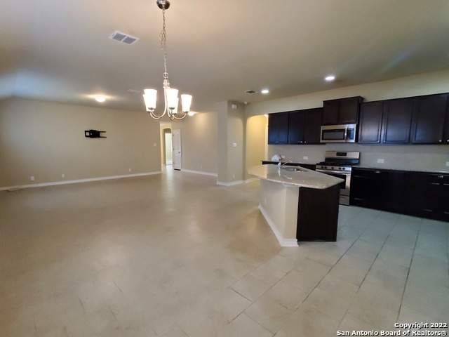 Building Photo - 9211 Savoy Sands