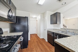 Building Photo - 15419 Bammel Oaks Ct