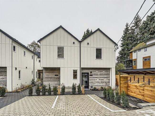 Portabicicletas - 10346 Wallingford Ave N