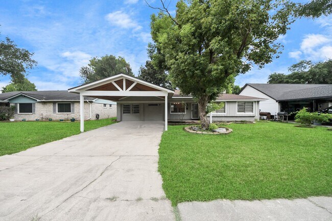 Foto del edificio - 2405 Pickerton Dr