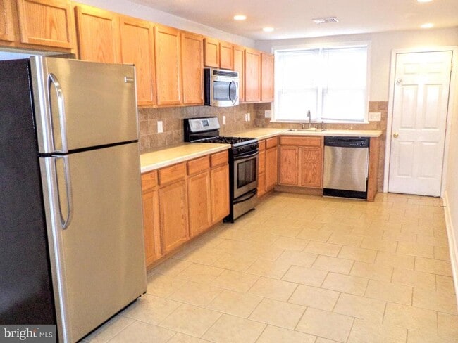 Foto del edificio - 2312 Moore St