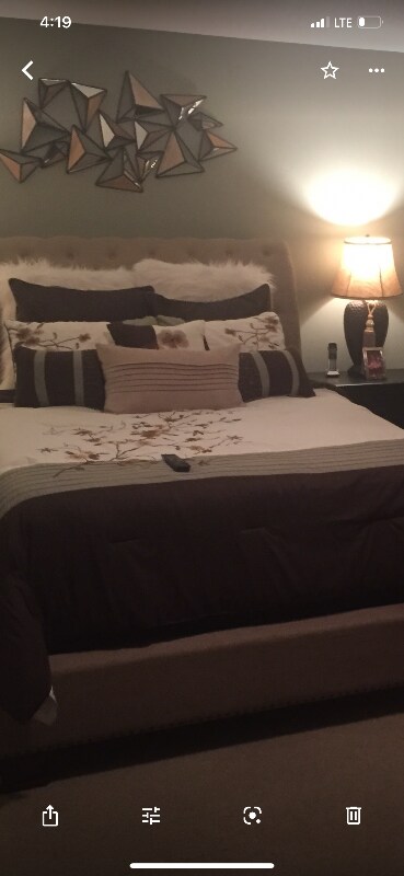 Foto del edificio - 103 Lodestone Dr