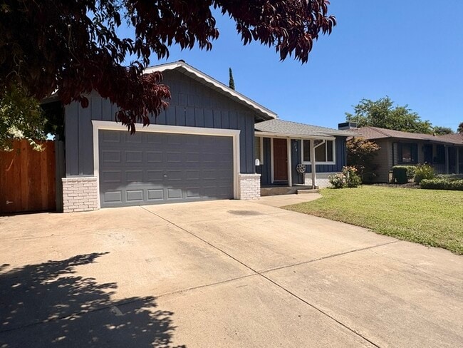 Photo - Great Single Story For Rent in Rio Linda CA! 3 Bedroom 1 Bathroom with large backyard House