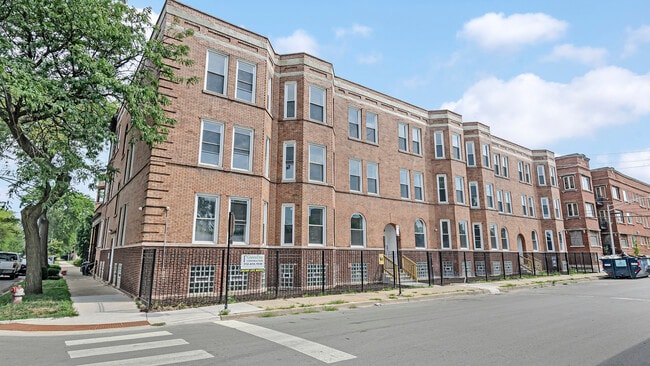 Building Photo - 348 E 50th St