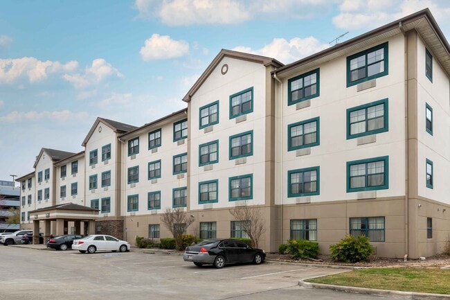 Building Photo - Furnished Studio-Houston - Galleria - West...