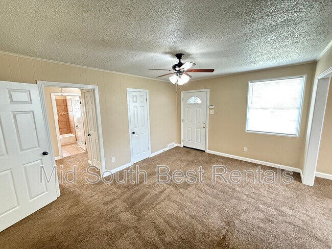 Foto del edificio - 4350 Dunn Ave