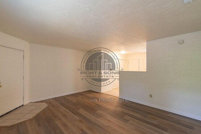 Foto del edificio - 3721 Maria Cir