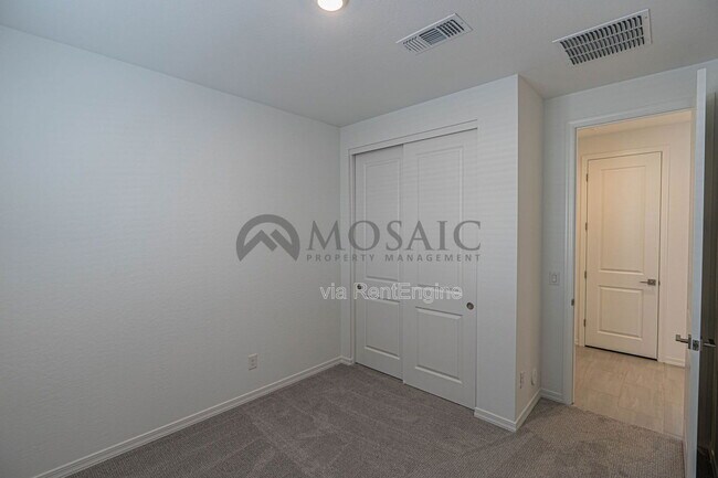 Foto del edificio - 6264 S Emery