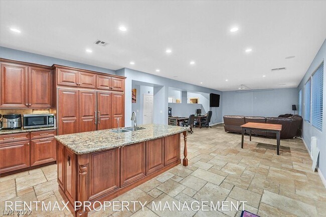 Building Photo - 5 br, 4 bath House - 11077 TURLINGTON LANE