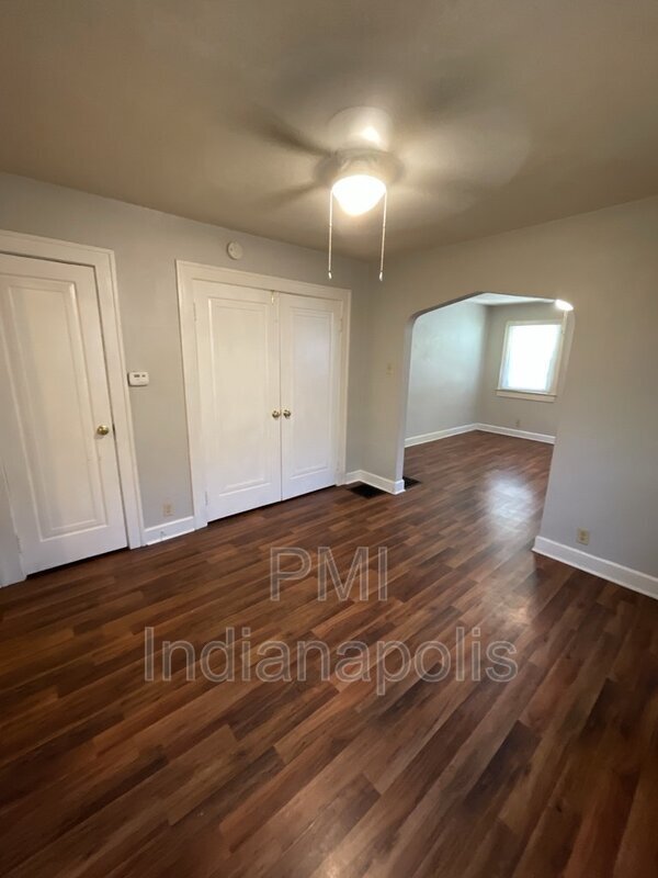 Foto del edificio - 1020 W 34th St