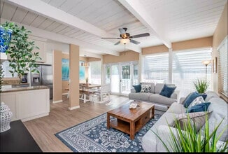 Spacious open floor plan - 730 Asbury Ct