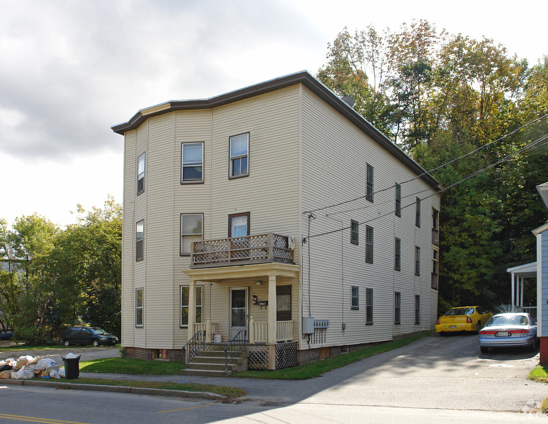 Building Photo - 108 Mill St