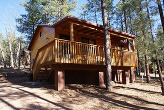 Building Photo - 237 E White Mountain Blvd