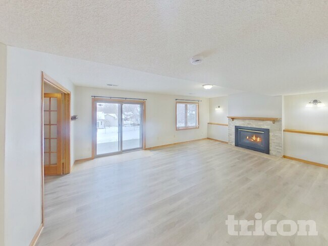 Foto del edificio - 17295 Hibiscus Ave