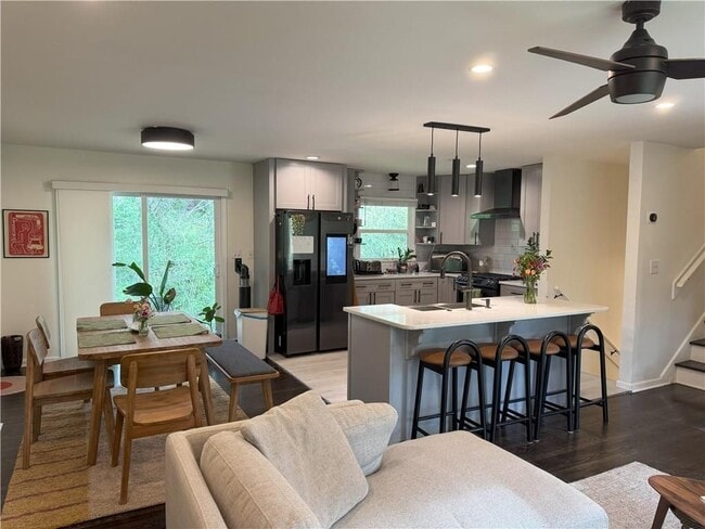 Foto del edificio - 3527 Indian Ln