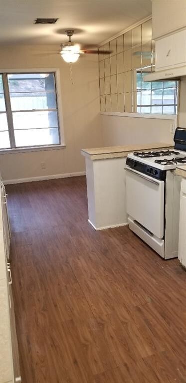 Foto del edificio - 5403 Meadow Creek Ln