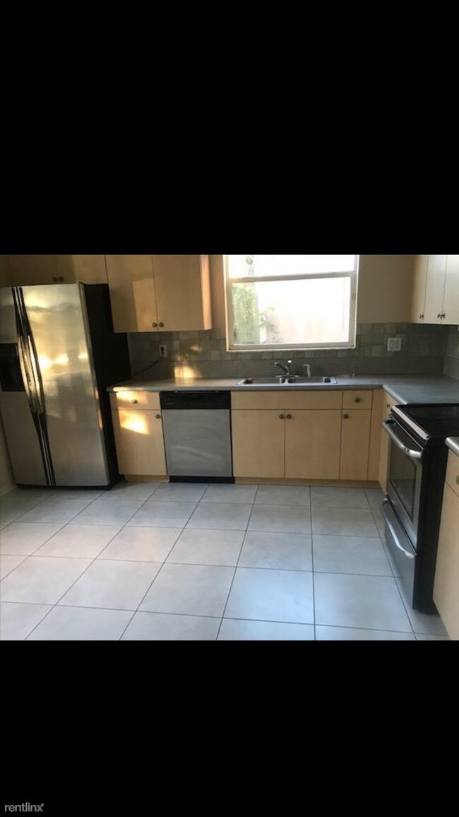 Foto del edificio - 220 Seminole Lakes Dr