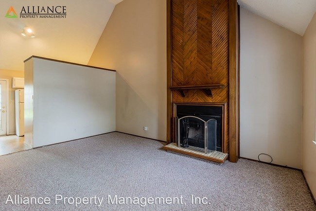 Foto del edificio - 1609 Green Valley Cir
