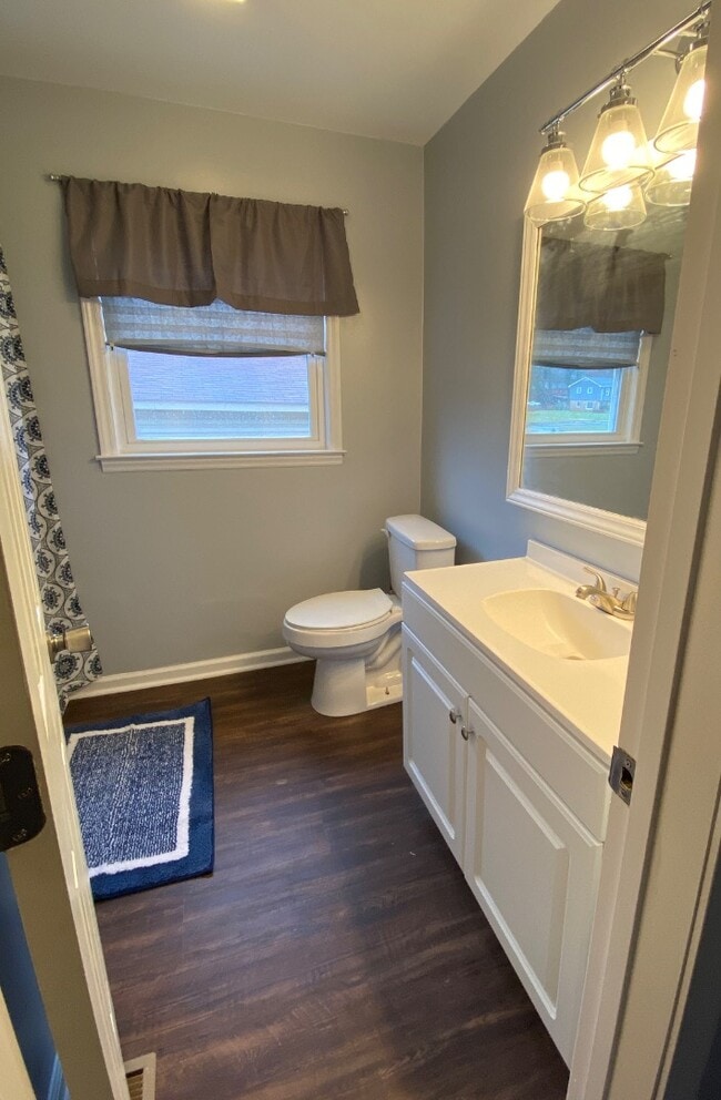 Building Photo - 4456 Ridgevalley Dr