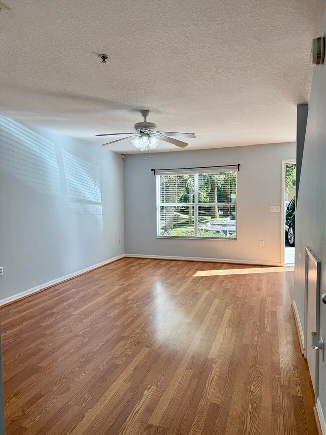 Foto del edificio - 2636 SW 35th Pl