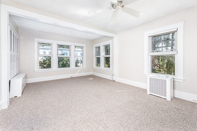 Building Photo - 44 Burpee Rd