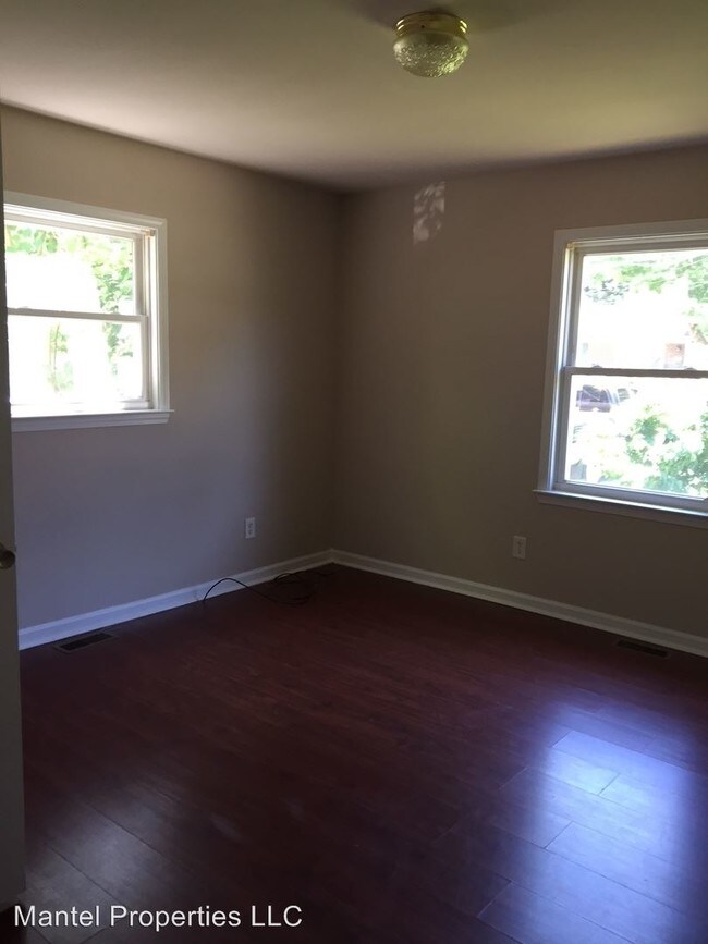 Building Photo - 3 br, 2 bath House - 1515 Pichard St