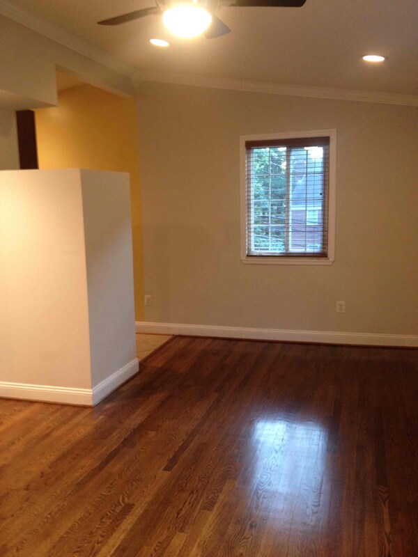 Foto del edificio - 8315 Roanoke Ave